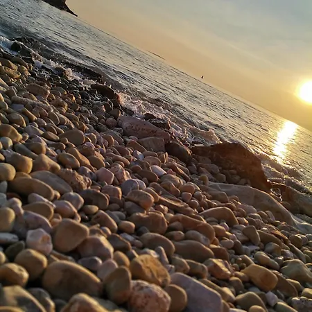 Apartman Delina *